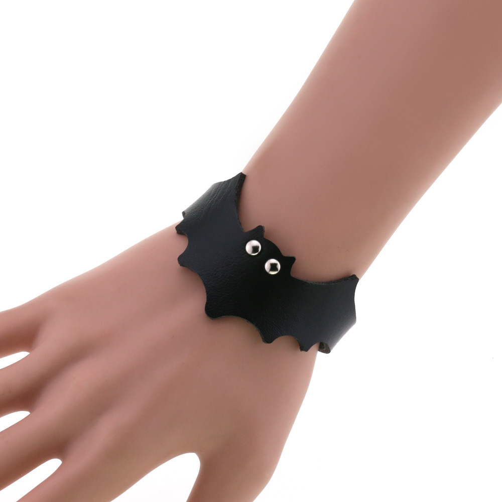 Punk Black Bat PU Leather Brac - Men'S Accessories Trends 2025 recension och pris