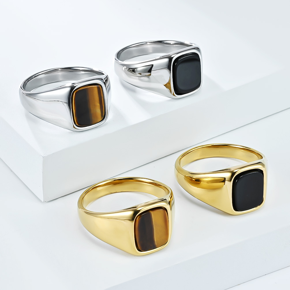 New Fashion Vintage Stainless  - Signet Ring Men recension och pris
